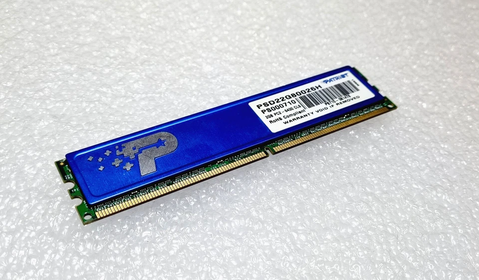 Patriot RAM 2 GB DDR2-800 PC6400 CL6 Memory - Image 1 of 1