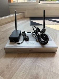 Integrated Services Routeur CISCO ISR 1100 Series C1111-8PLTEEA V02 / Occasion - Photo 1/4