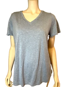 Jessica Simpson Light Blue V Neck Short Sleeve T Shirt Size L - Picture 1 of 4
