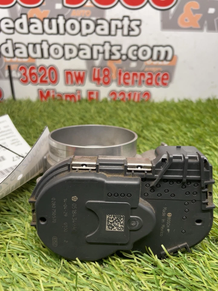 ✅ Cuerpo del acelerador Dodge Charger 2023 PN: 05184349AC 3,6 L OEM Foto 1 de 4