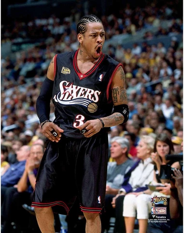Allen Iverson Philadelphia 76ers Unsigned 2001 Finals Screaming Photo Cover