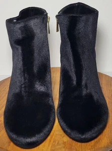 Bella Vita Womens Black Velvet Zippered Ankle Boots Size 11 WW - Picture 1 of 21