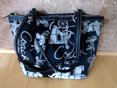 Auténtico. Bolso de Mano/Bolso de Hombro COACH #14482 Cuero Negro/Lona Caballo y Carruaje Foto 1 de 4
