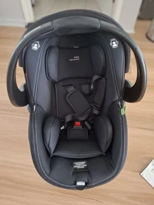 Britax Isofix Baby Car Capsule - Picture 1 of 4