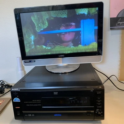 Sony DVP-CX850D Multi Disc Explorer 200 DVD/CD/Video Player Tested No Remote - Image 1 of 4