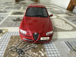 Alfa Romeo 147 1/18 Ricko - Foto 1 di 6