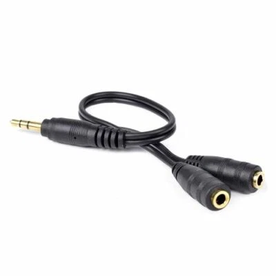 NEW! Axcel Electronics Model AXC-HSS-B 1-Output Black 3.5mm Headphone Splitter - Image 1 of 2