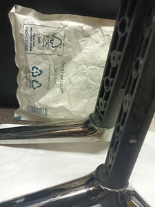 Panasonic 48CX350B tv base 40 300 with screws - Picture 1 of 4