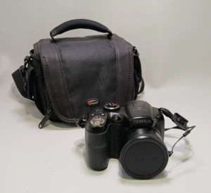 Fujifilm FinePix S2950 Digital Camera 14MP 18x Zoom W/ Bag - Tested & Working - Picture 1 of 9