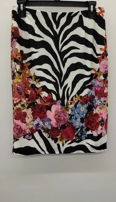 Falda para mujer Boston Proper blanca negra floral talla 8 Foto 1 de 4