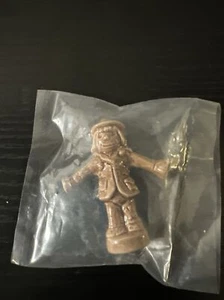 Wade’s Whimsies Scarecrow Sept. Figurine Made In England Rose Tea Mini Scarecrow - Picture 1 of 10