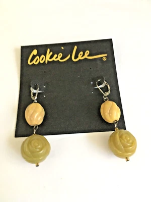 Pendientes colgantes antiguos Cookie Lee nuevos en tarjeta imitación turquesa 2 1/2" Foto 1 de 2