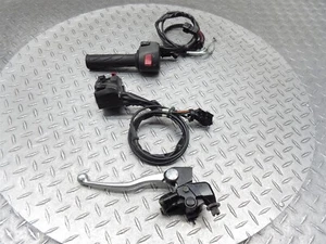 05-06 Kawasaki ZR750 Z750S 2006 manija izquierda derecha interruptor embrague control del acelerador - Imagen 1 de 14
