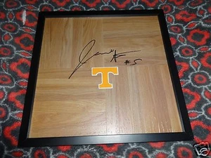 JARNELL STOKES TENNESSEE VOLS SIGNED AND FRAMED 12X12 FLOOR TILE W/COA - Imagen 1 de 3