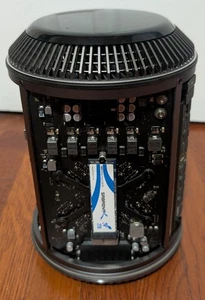 Trash Can Mac Pro 6 2013 3.7GHZ Quad Core Intel Xeon E5  2TB SSD 64GB DDR3 - Picture 1 of 14