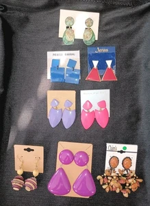 Neu/Vintage Set mit 8 Paar baumelnden Ohrringen bunte & lustige Ohrringe! - Bild 1 von 4