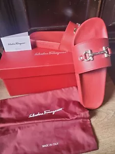 Salvatore Ferragamo Groove 11 Gancini Pantoletten Rouge Größe 9 Herren Damen 11 Italien NEU - Bild 1 von 10