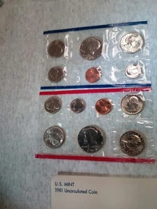US Mint 1981 Uncirculated Coin Set in All Collateral - Picture 1 of 5