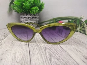 Cats Eye Green Sunglasses - Picture 1 of 9