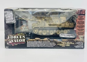 Forces Of Valor 1:32 Diecast German Jagdpanther Germany 1944 New Sealed - Picture 1 of 9
