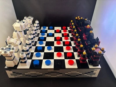 LEGO Set 40174 Iconic Chess Set And Checkers Set - Image 1 of 3