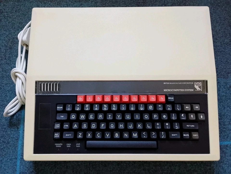 Acorn BBC Micro Computer Model B - MMC Drive and Fully Recapped PSU - Image 1 of 4