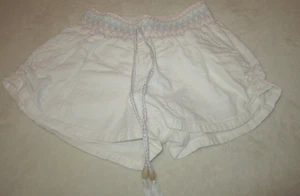 WHITE ELASTIC WAIST PLUS STRETCH YOGA BAND DRESSY SHORTS GIRLS LARGE 10/12 - Picture 1 of 5