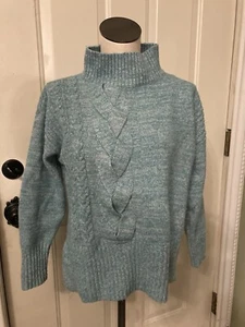 Simply Vera Sweater Size Medium Womens - Picture 1 of 9