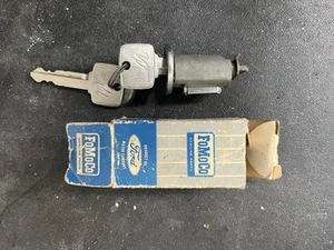 NOS OEM 1967-69 Mercury Cougar Ignition Cylinder With Mercury Logo Keys - Picture 1 of 1