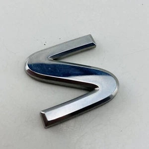 2007-2012 Nissan Versa Emblem Logo Letter Badge Trunk Gate Rear OEM E59S - Picture 1 of 6