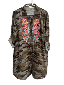 Andree by Unit Hemdkleid Größe Large Camouflage bestickt Blumen Rollriegel Knopf - Bild 1 von 9