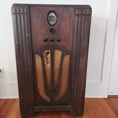 Antiguo gabinete Philco modelo 610 vintage años 30 Foto 1 de 4