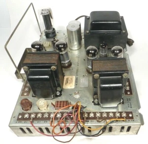 ROWE RI / TI1 / TI2 / MM4 / MM5 / MM6: AMPLIFICADOR ESTÉREO R-4359A en funcionamiento unidad #2 - Imagen 1 de 5
