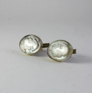 Gemelli in argento dorato 800 con cabochon cammeo ovale in madreperla  - Foto 1 di 2