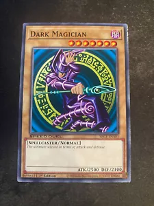 Dark Magician - SBC1-ENA01 - 1st Edition - Speed Duel N/M - Foto 1 di 2