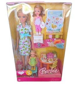 Barbie I Can Be Art Teacher Playset New In Box Mattel 2006 - Picture 1 of 3