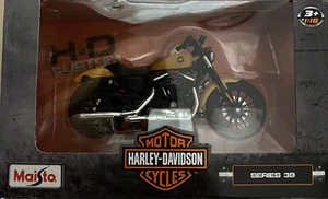 2014 Sportster Iron 883 Harley Davidson Maisto 1/18 Scale - Picture 1 of 3