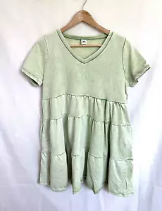 NUOVO Sew In Love Boutique mini abito a strati verde menta scollo a V manica corta MEDIA - Foto 1 di 8
