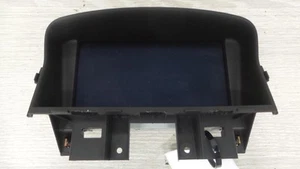 HOLDEN CRUZE STEREO/HEAD UNIT DISPLAY SCREEN, SAT NAV TYPE, JH, 03/11-01/17 2011 - Picture 1 of 12