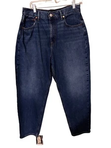 Jeans Denin 32/28 Petite de cintura alta calce relajado de diseño Asos - Imagen 1 de 9