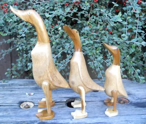 Cute Wooden Duck Bamboo Wood 40/35/25 cm Natural Colour Home Decoration - Picture 1 of 10