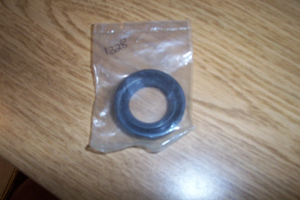  NORS ROTAX ENGINE OIL SEAL 247,250,292,300,302,320,335,340 MAG & PTO 1969-70 - Image 1 of 1