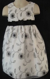 La Princess Sleeveless White Dress with Black Flowers Size 3T - Picture 1 of 4