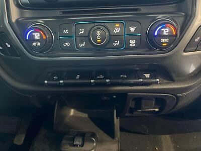 2015 - 19 Chevy Silverado 2500HD Dual Zone Auto Temp Control Panel HAC 23486614 - Image 1 of 4