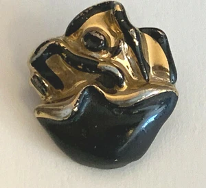 Vintage Abstract Stylized Flower? Large Button, British Bakelite or Other 1 3/8" - Picture 1 of 3