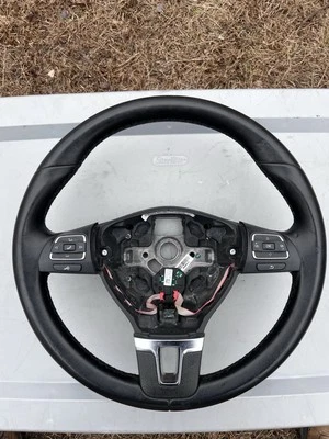 Оригинальный руль 2010-2014 Volkswagen Jetta Sportwagen. - Изображение 1 из 4