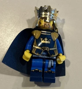 Lego Castillo Minifigura Fantasía Era Rey Corona Con Capa/Patas Impresas 7097 - Imagen 1 de 3