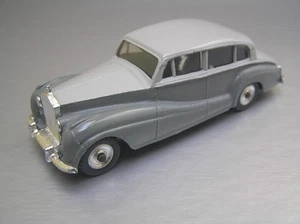 Dinky Toys 150 Rolls Royce Silver Wraith 1/43 scale made in England NM+ Cond. - Picture 1 of 7