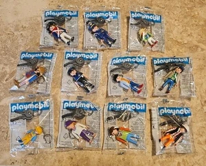 Playmobil Keychain lot of 11 police knight pilot  soldier pirate 1998 in bags - Picture 1 of 14