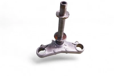 Ducati 750 GT 750GT DM750 1974 Super Sport bisel DM Desmo triple árbol inferior  Foto 1 de 4